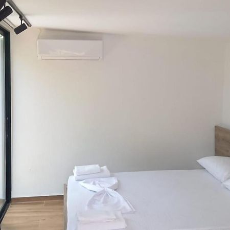 Lino House Apartment Sarandë Exterior foto