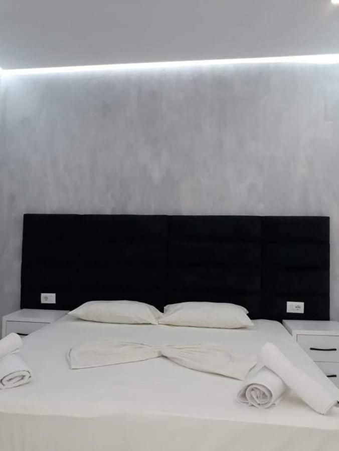Lino House Apartment Sarandë Exterior foto