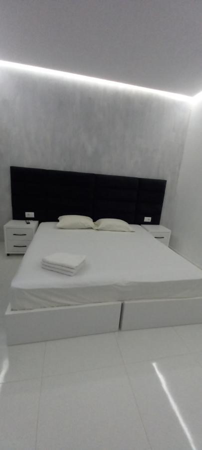 Lino House Apartment Sarandë Exterior foto